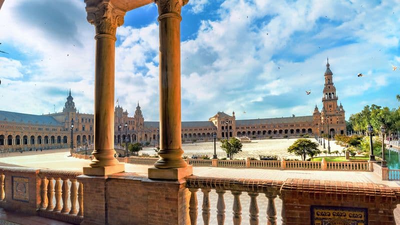 Amazing Andalusia: Enchanting Villages, Traditional Architecture, and Fabulous Cuisine (port-to-port cruise)