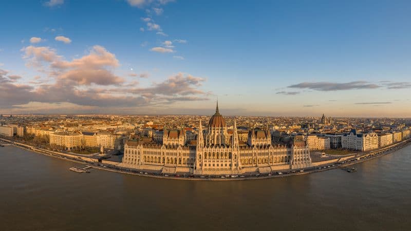 Along the Danube, the Balkan peninsula and Budapest (port-to-port cruise)