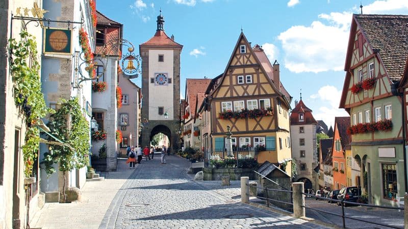 Cruise through the Heart of Europe from the Rhine to the Danube (port-to-port cruise)