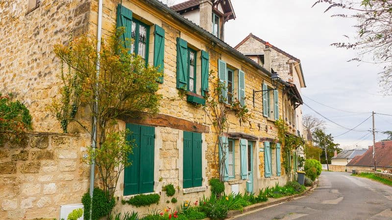 Historic Residences, Local Cuisine, and Hidden Gems in the Oise Valley (port-to-port cruise)