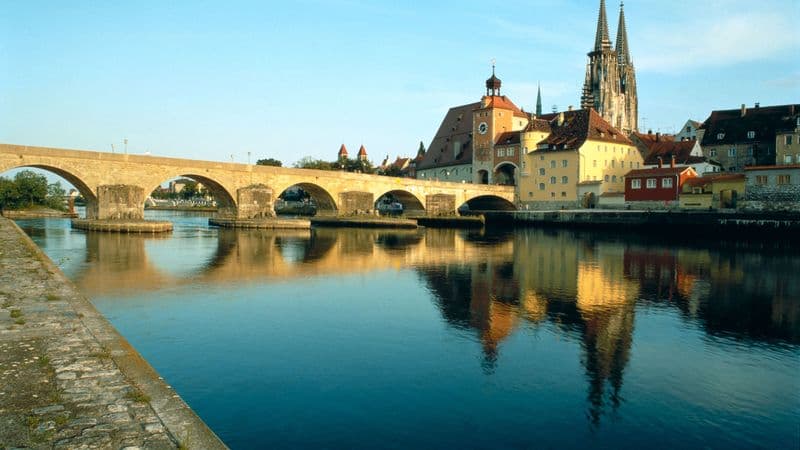 Cruise through the Heart of Europe from the Rhine to the Danube (port-to-port cruise)