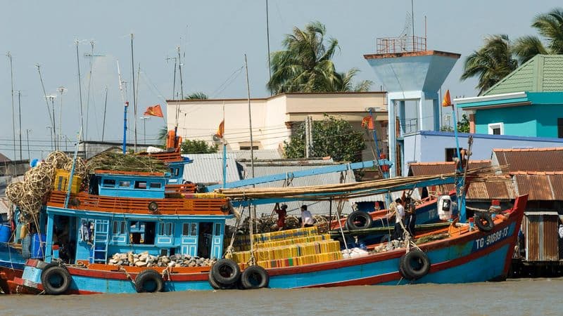 From the Temples of Angkor to the Mekong Delta & The Imperial Cities (port-to-port cruise)